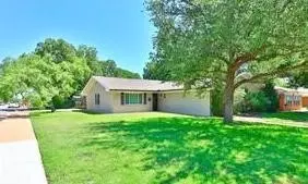 902 E North 12th St, Abilene, TX 79601