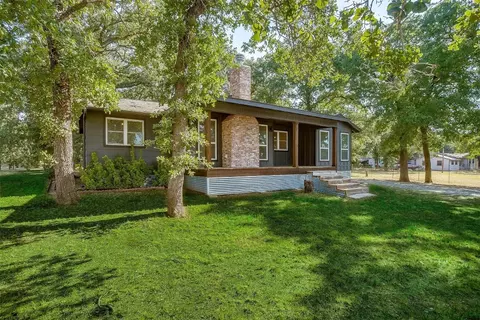 681 Nash Ln, Lipan, TX 76462