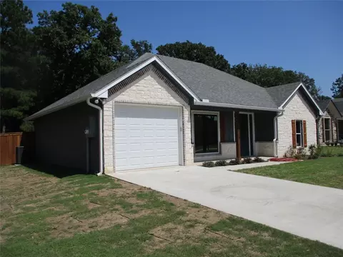 119 Oak St, Emory, TX 75440