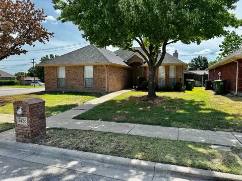7436 Amber Dr, Watauga, TX 76148