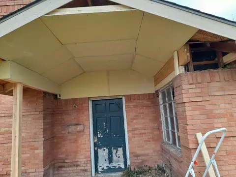 9706 La Prada Dr, Dallas, TX 75228