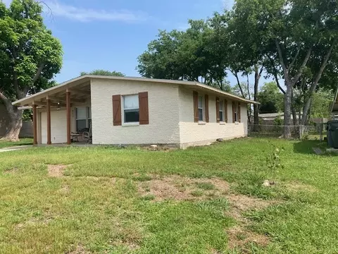 719 E Vista Dr, Garland, TX 75041