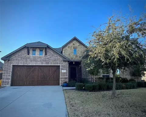 413 Whispering Willow Dr, Midlothian, TX 76065