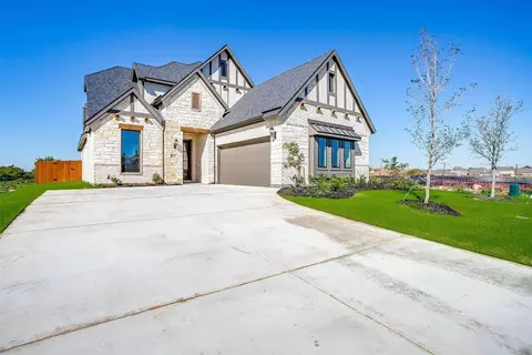 1221 Summer Grv, Midlothian, TX 76065