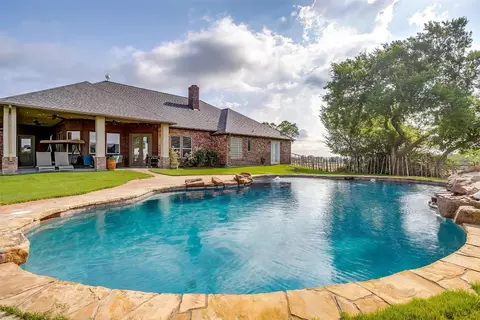 139 Samantha Ln, Aledo, TX 76008