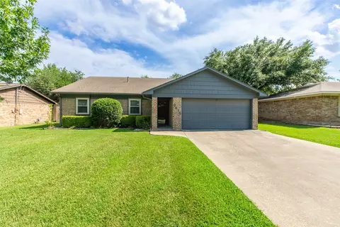 3411 Canton St, Greenville, TX 75402