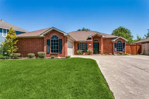 28 Salida Dr, Trophy Club, TX 76262