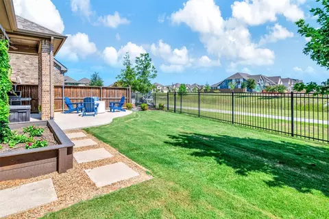 712 Corner Post Path, Celina, TX 75009 photo 2