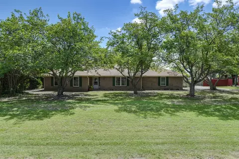 124 Prairie View Ln, Red Oak, TX 75154