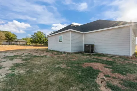 203 Allison Rd, Springtown, TX 76082 photo 23