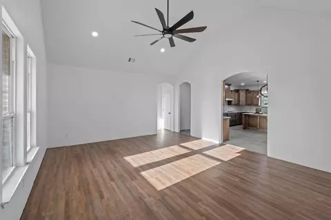 203 Allison Rd, Springtown, TX 76082 photo 7