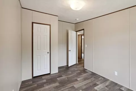 213 Pine Shadows Ln, Bastrop, TX 78602 photo 13