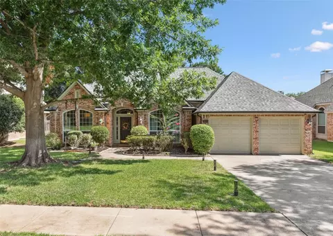 2100 Brookgate Dr, Grapevine, TX 76051