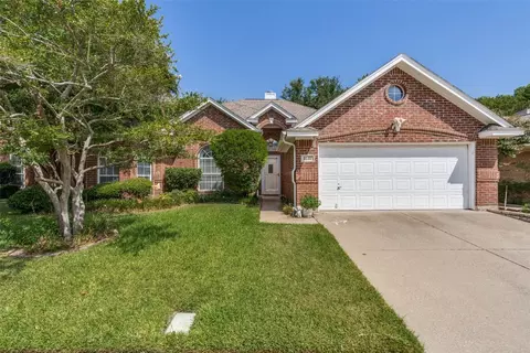 3137 Watercress Cir, Arlington, TX 76012