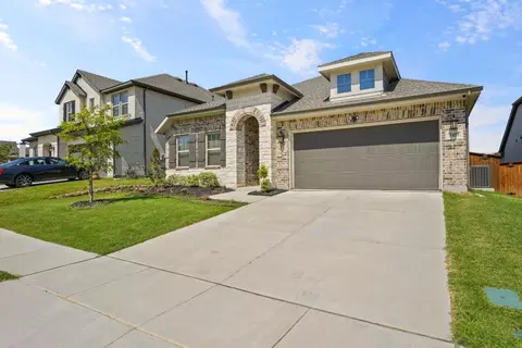5455 Ridgeway Dr, Haltom City, TX 76137