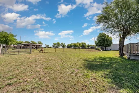 9332 Gregory Rd, Sanger, TX 76266 photo 14
