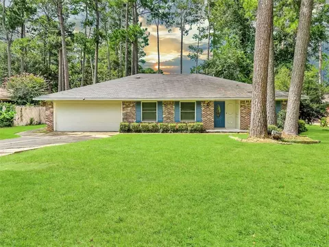 1016 Ridgewood Dr, Shreveport, LA 71118