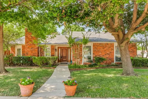 464 Woodway Dr, Coppell, TX 75019