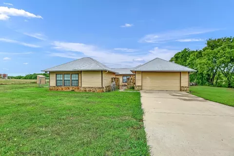 5069 Gibbons Rd, Sherman, TX 75092