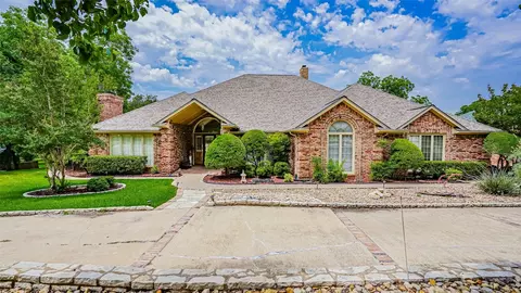 6415 Buena Vista Dr, Granbury, TX 76049