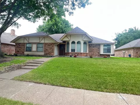 3213 Oak Trail Dr, Rowlett, TX 75088