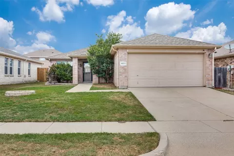 4033 Tiburon St, Fort Worth, TX 76106
