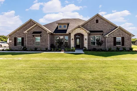 2324 Hamilton Ln, Nevada, TX 75173
