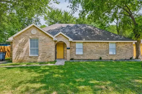 2720 56th St, Dallas, TX 75241