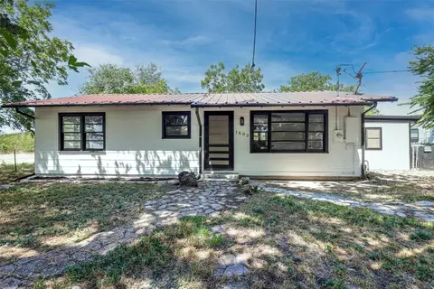 1602 Stanwood Ave, Cleburne, TX 76033