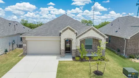 5466 Montrose Dr, Forney, TX 75126