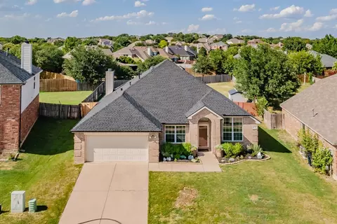 5133 Bay View Dr, Fort Worth, TX 76244