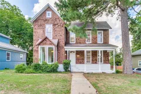 1015 W Nelson St, Denison, TX 75020