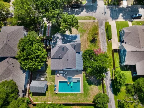 911 Coleman St, Mckinney, TX 75069
