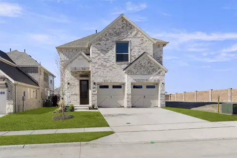 905 Meadow Spring Ln, Anna, TX 75409