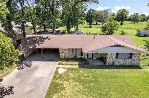 2115 Sherman St W, Paris, TX 75460