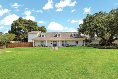 1708 Dakar Rd E, Fort Worth, TX 76116