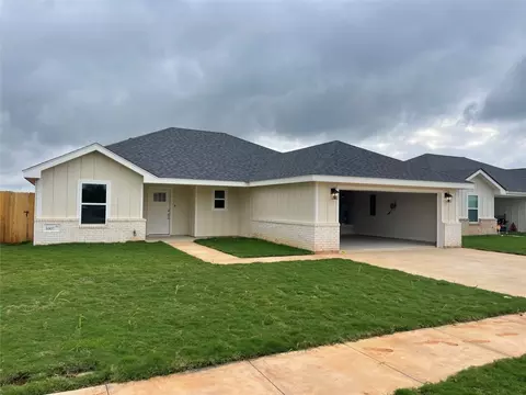 1607 Sweetwater Ln, Abilene, TX 79602
