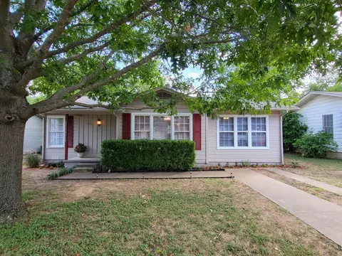 525 Euclid St, Cleburne, TX 76033