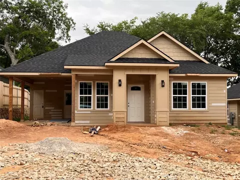 755 N Eddy Ave, Denison, TX 75020