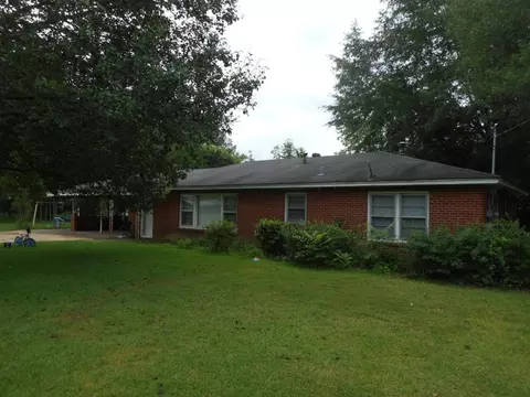 504 E Spring St, Taylor, AR 71861 photo 2
