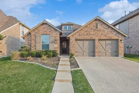 1129 9th St, Argyle, TX 76226