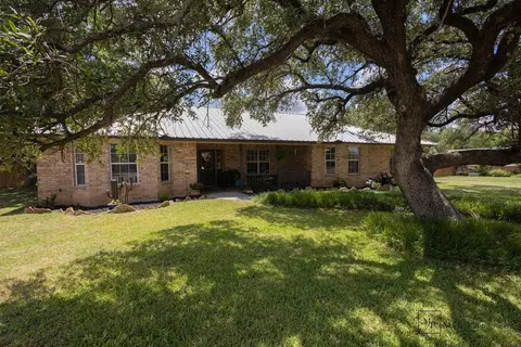 3507 2nd St, Brownwood, TX 76801