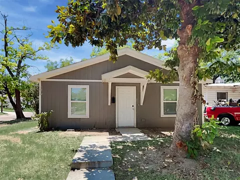 4519 Bradshaw St, Dallas, TX 75215