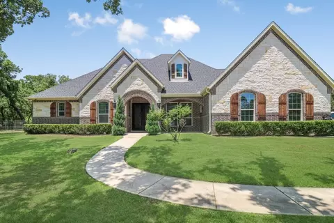 9224 Hiddenview Ln, Burleson, TX 76028