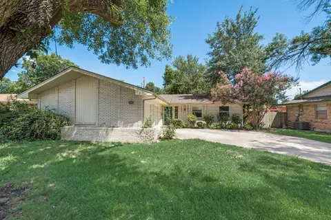 2826 Greenhill Dr, Mesquite, TX 75150
