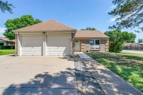 3963 Shagbark Ct, Fort Worth, TX 76137