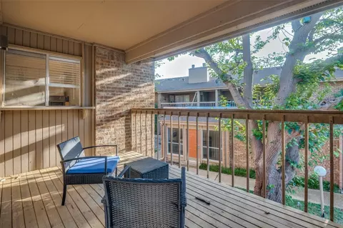 5154 Amesbury Dr #226, Dallas, TX 75206