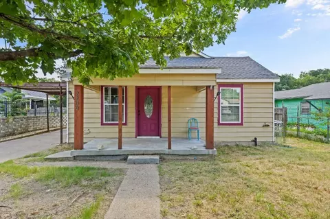 2209 Harris Ln, Haltom City, TX 76117