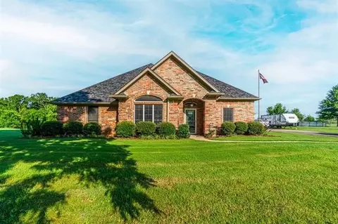 865 County Road 33980, Powderly, TX 75473