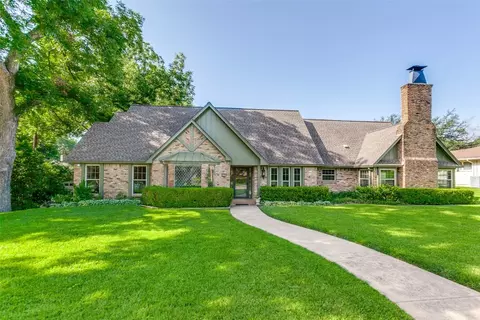 10882 Carissa Dr, Dallas, TX 75218